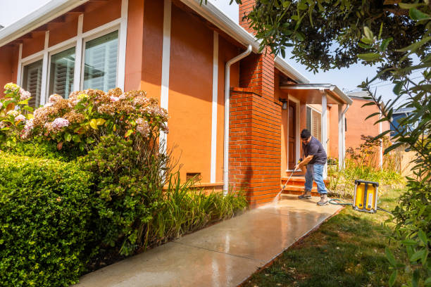 Garage Pressure Washing in Sugar City, ID